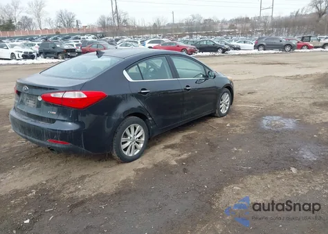2014 Kia Forte Ex z USA, uszkodzony, nr VIN KNAFX4A88E5046412
